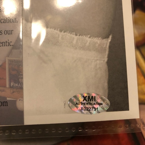 Kim kardashian signed ✍🏼 with COA - Picture 4 of 5